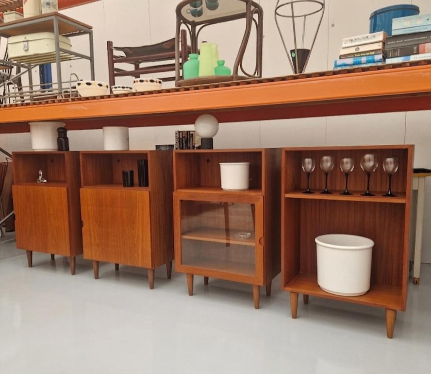 Vintage kastjes 60cm op houten poten, Ophalen, ., 50 tot 100 cm, .