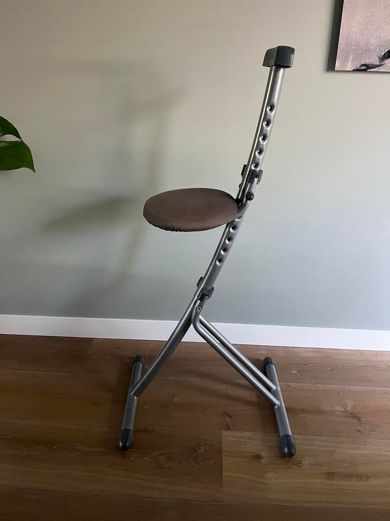 Ergonomische kruk/stoel - ideaal voor staand werken, Gebruikt, Ophalen of Verzenden, Metaal, Eén