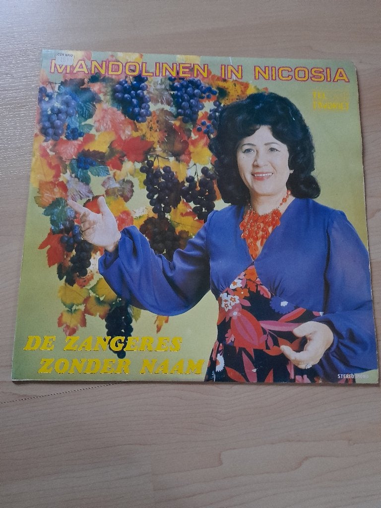 LP MANDOLINEN IN NICOSIA DE ZANGERES ZONDER NAAM, Ophalen of Verzenden, Gebruikt, 12 inch