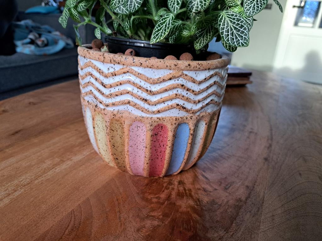 GEZOCHT bloempot bloempotten, Ophalen, Rond, Binnen, Aardewerk