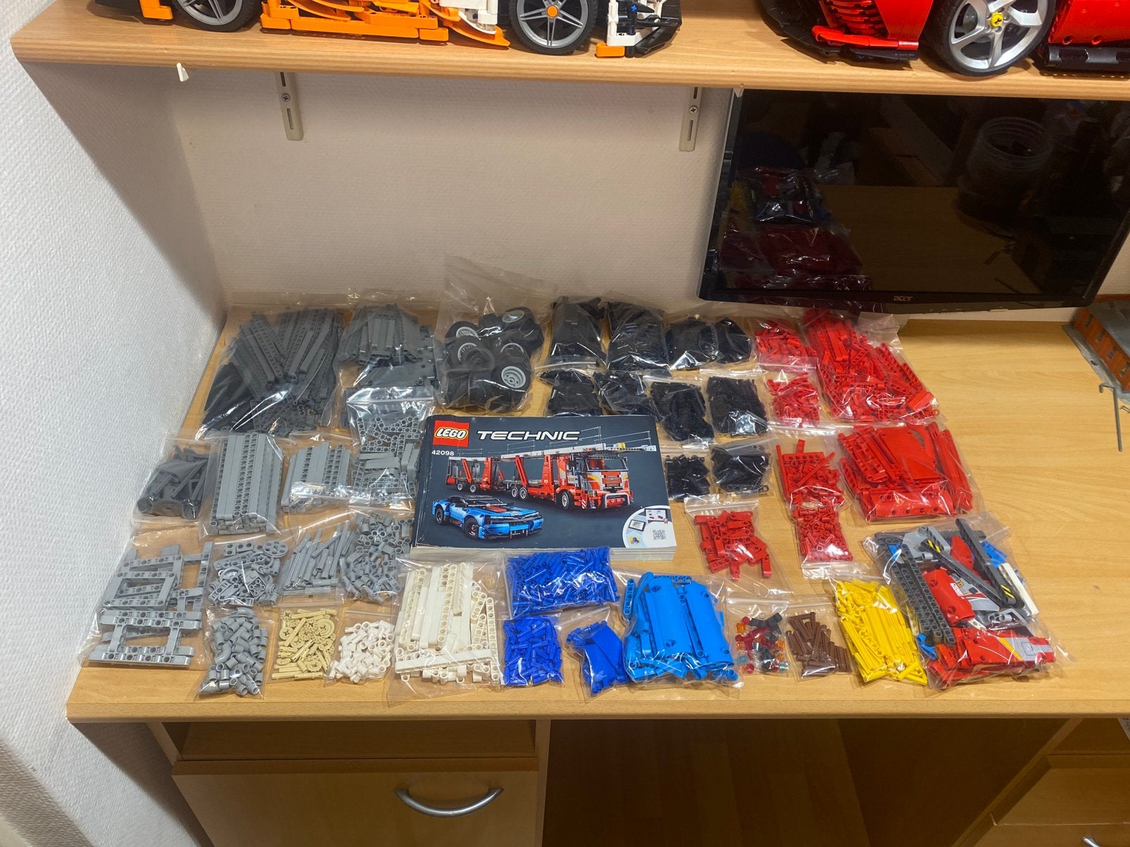Lego technic 42098 auto transporter, Ophalen of Verzenden, Zo goed als nieuw