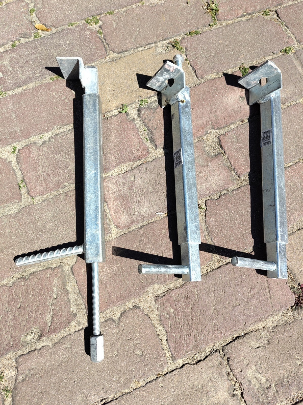 Gevelklemmen drie stuks 315x60, Doe-het-zelf en Verbouw, Ophalen of Verzenden, Zo goed als nieuw, 250 mm of meer, Overige typen