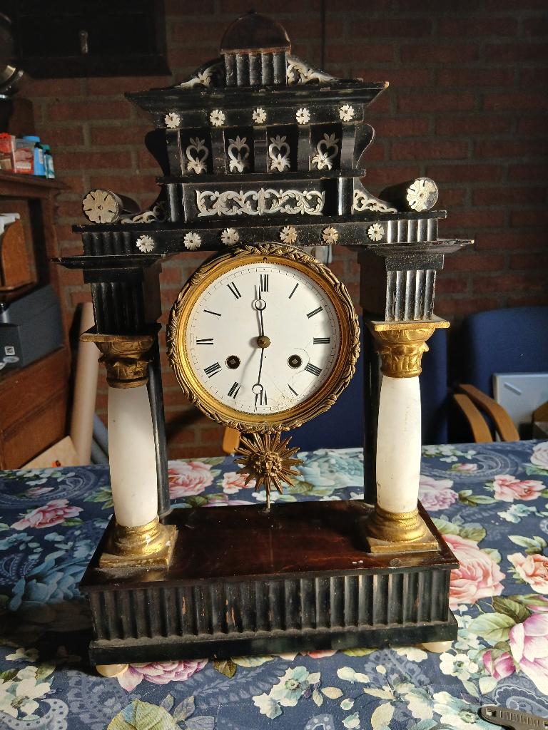 Oude klok, Verzenden