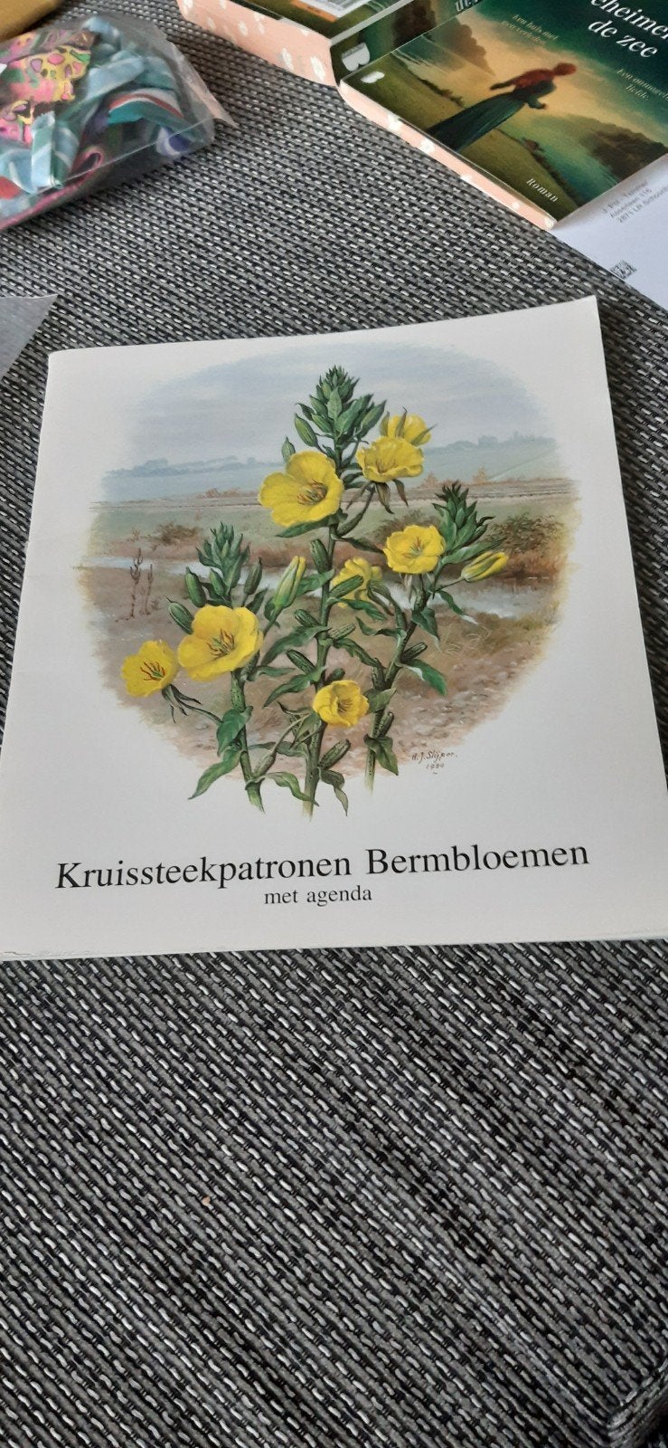 Permin borduurboek, Verzenden, Patroon