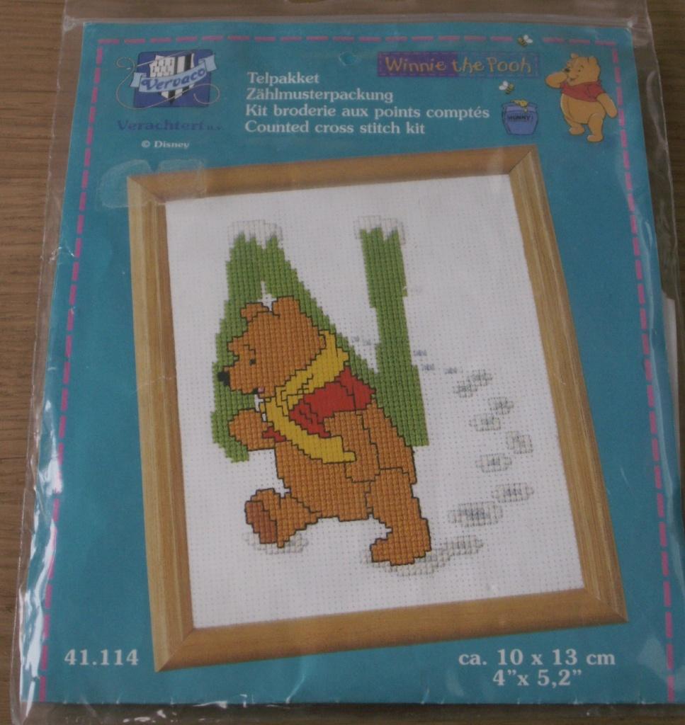 Compleet borduurpakket Winnie the pooh letter N Disney, Ophalen of Verzenden, Nieuw, Patroon