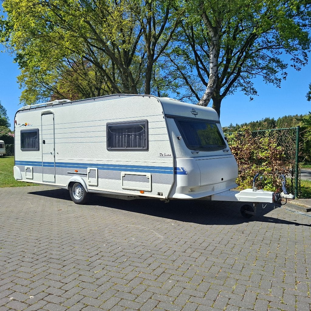 Hobby de Luxe Easy 540 UL -2002-Aparte bedden-Voortent, Schokbreker, 2 aparte bedden, Rondzit, Hobby