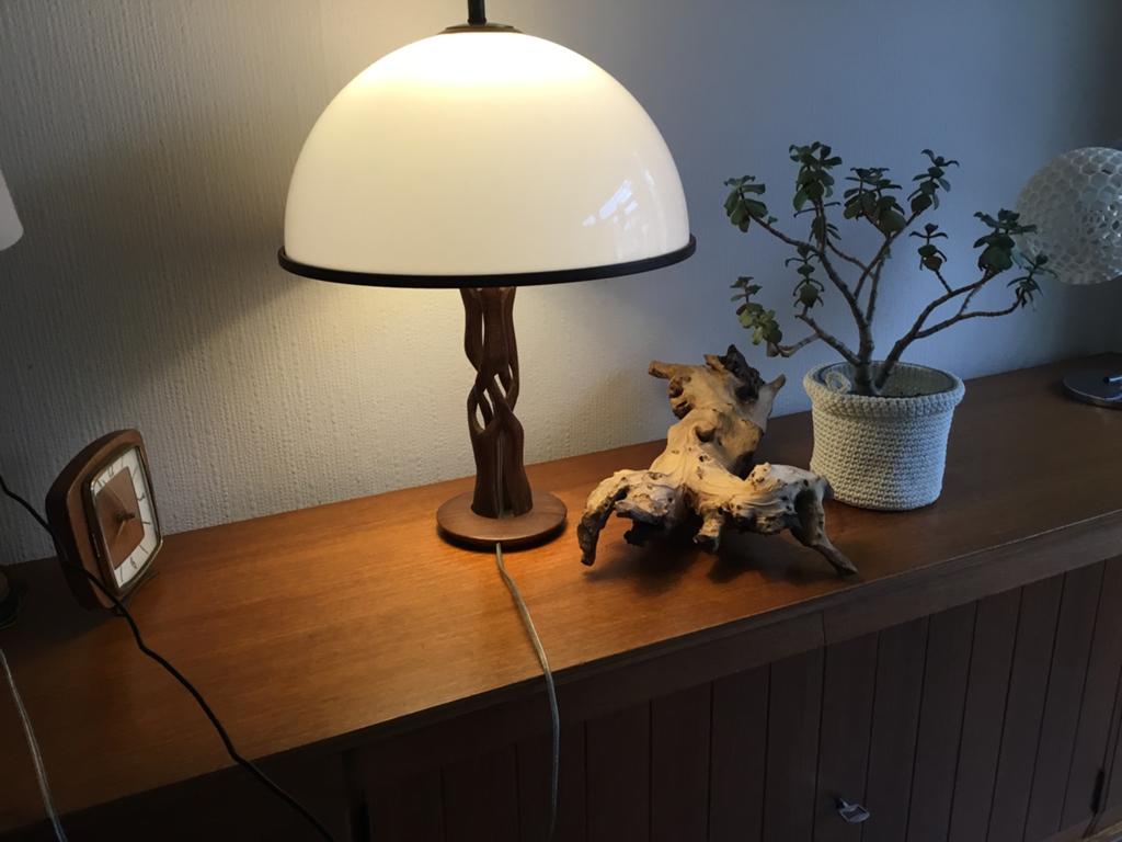 Vintage lamp. Mushroom model. Mooie teakhouten voet., Ophalen of Verzenden, Zo goed als nieuw