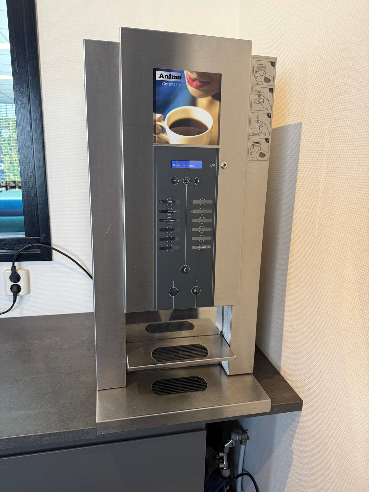 Nette Animo Freshbrew koffiemachine met 18kg koffie, Witgoed en Apparatuur, Koffiezetapparaten, Ophalen, Gebruikt, 10 kopjes of meer