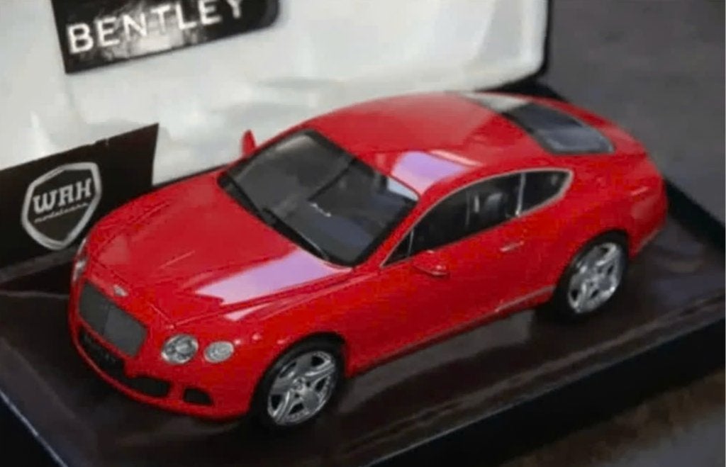 1:18 BENTLEY CONTINENTAL GT 2011 Minichamps dealer ed. WRH, Verzenden, Zo goed als nieuw, Auto, MiniChamps