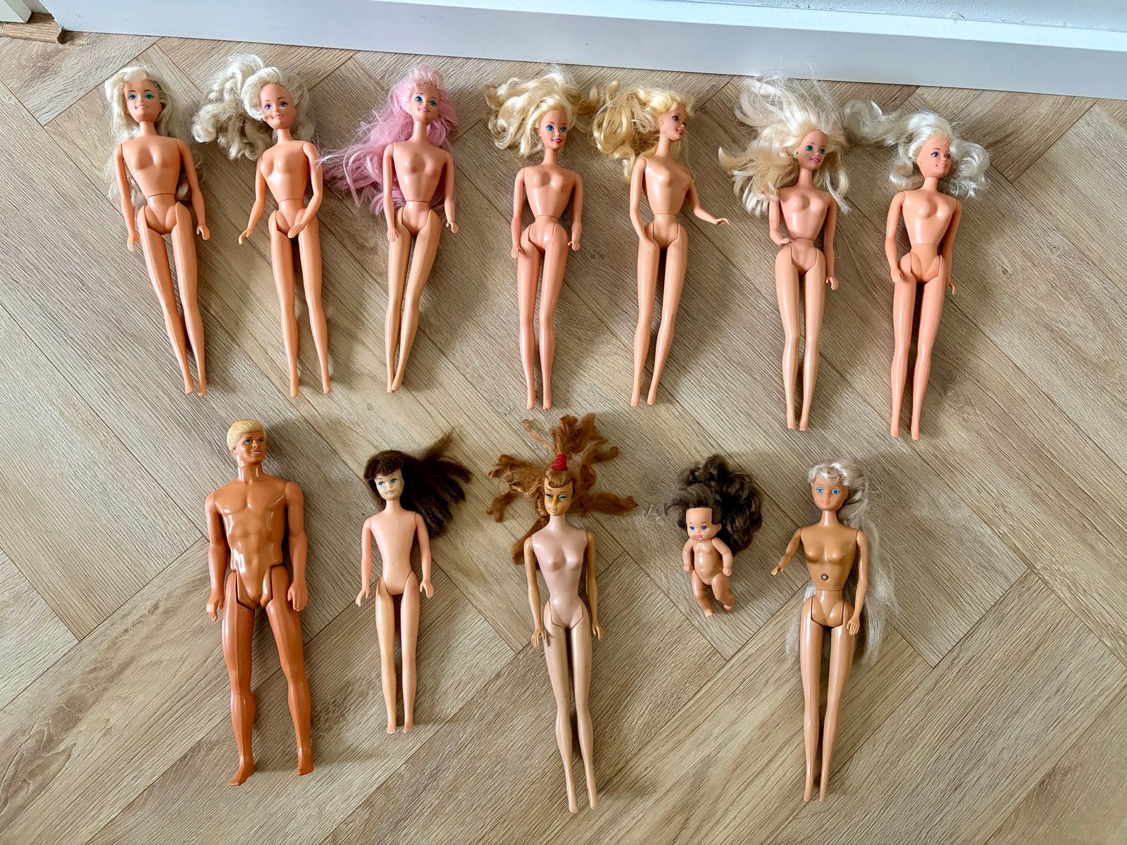 Grote Barbie collectie: poppen, kleding, accessoires en meer, Kinderen en Baby's, Ophalen of Verzenden, Gebruikt, Barbie