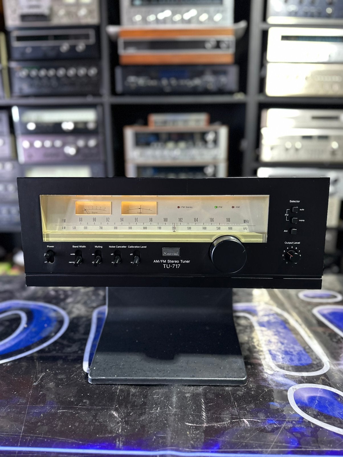 Sansui TU-717 Stereo Tuner – Made in Japan – Topstaat, Sansui, Ophalen of Verzenden, Zo goed als nieuw, Sansui