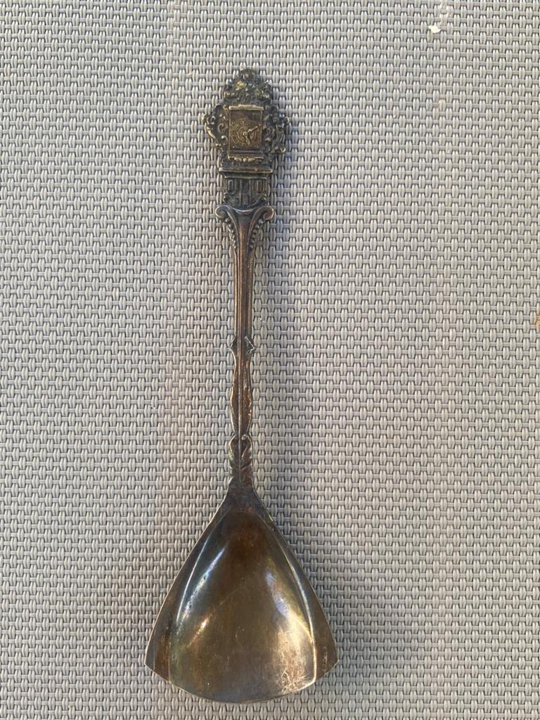 Suikerlepel zilver, Ophalen