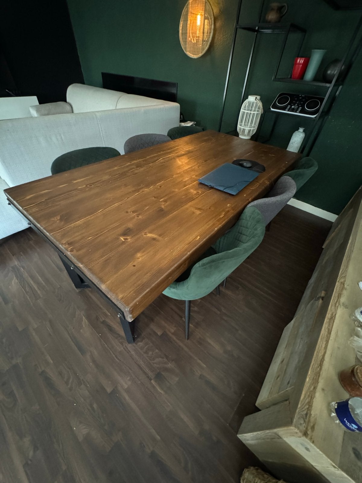 Foto 4 van Houten eettafel (200x100) met industriële poten & 6 stoelen