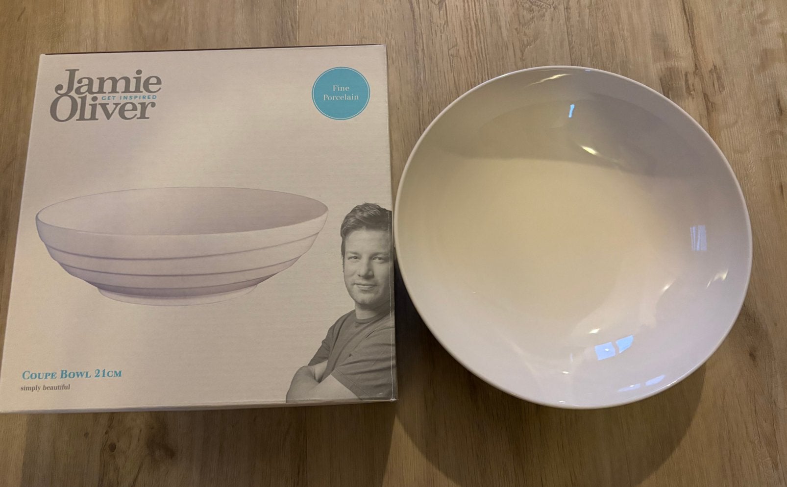 JAMIE OLIVER waves kom 21cm porselein NIEUW, Huis en Inrichting, Keuken | Servies, Nieuw, Ophalen of Verzenden, Schaal of Schalen