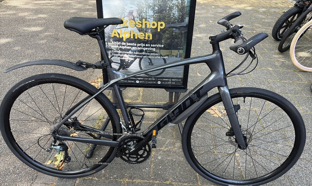 Zeer nette Giant Fast Road  Advanced Maat M Carbon frame, 28 inch, Giant, Zo goed als nieuw, Giant