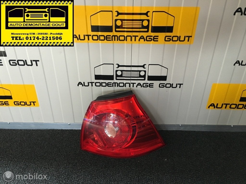 Volkswagen Golf V ('03-'08) Achterlicht Rechts Fitting, Gebruikt, Volkswagen, Ophalen of Verzenden, Volkswagen