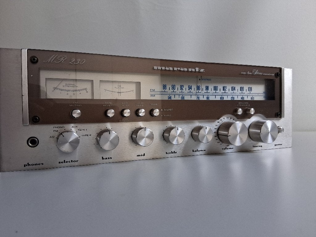 Marantz MR230 stereo receiver, Ophalen of Verzenden, Gebruikt, Stereo, Marantz