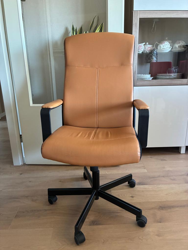 Comfortabele bureaustoel - Cognac kleur, Ophalen, Gebruikt, Bruin, Bureaustoel