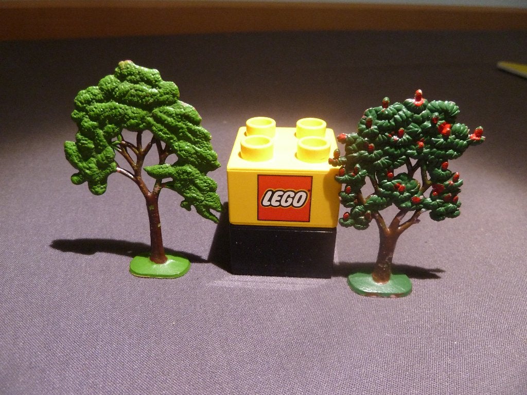 2 LEGO BOOMPJES   ( jaren'65), Ophalen of Verzenden, Zo goed als nieuw, Overige typen, Lego