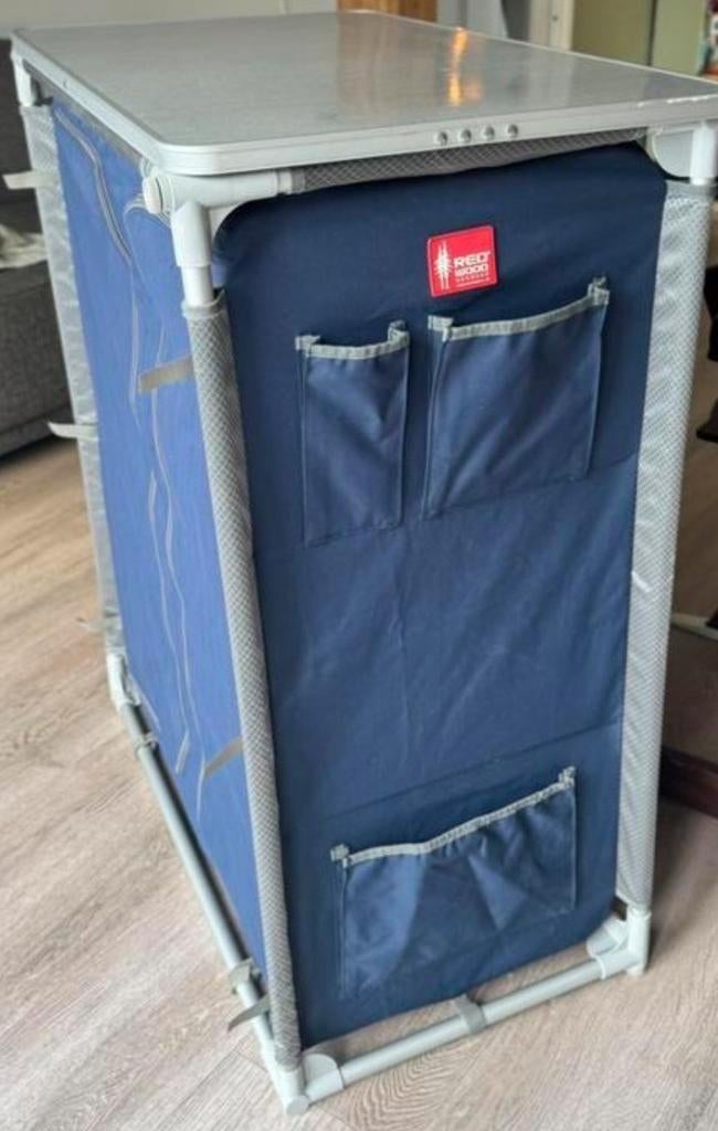 Redwood campingkast met aluminium blad, Caravans en Kamperen, Ophalen of Verzenden, Gebruikt, Campingkast