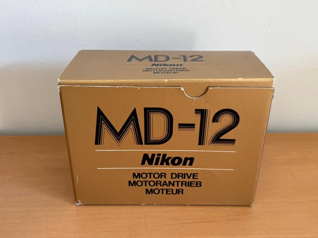 Nikon MD-12 motor drive voor FM, FM2, FM2n, FE, FE2 en FM3a, Ophalen of Verzenden, Zo goed als nieuw, Spiegelreflex, Nikon