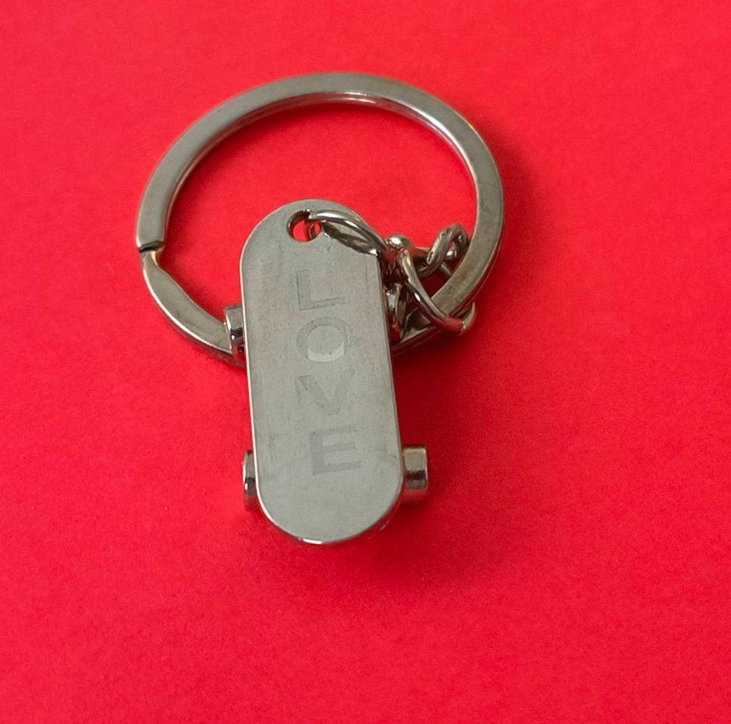 Skateboard sleutelhanger, Ophalen of Verzenden, Nieuw, Sport