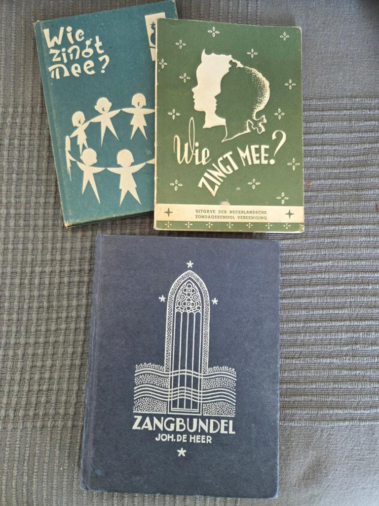 Zangbundels Johannes de Heer en Wie zingt mee?, Boeken, Ophalen of Verzenden, Gelezen, Christendom | Protestants
