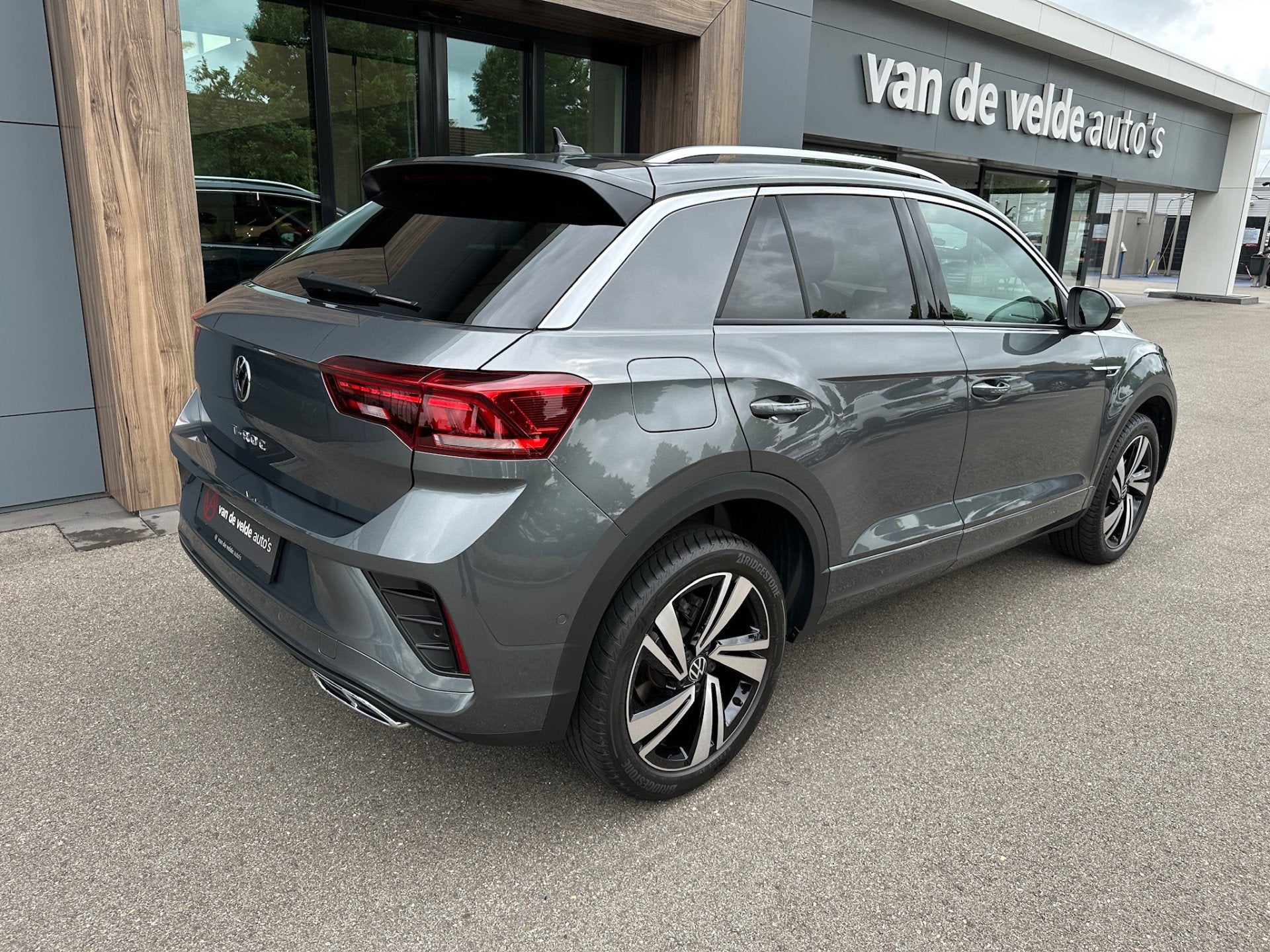 Volkswagen T-Roc 1.5 TSI 150pk DSG R-Line | Camera | Keyless, Auto's, Volkswagen, 12 maanden, 1258 kg, 4 cilinders, Alcantara