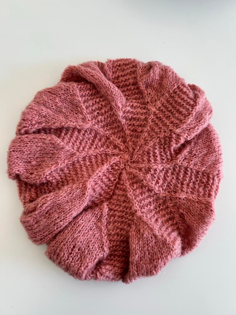 Roze gebreide muts - Zo goed als nieuw, Ophalen, Nieuw, Maat 42/44 (L), Muts