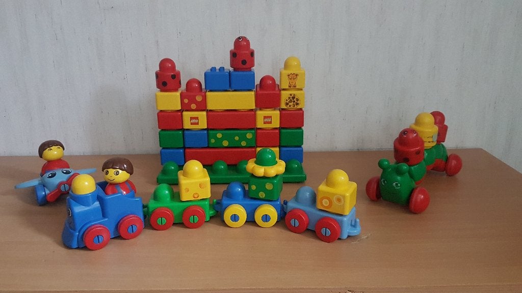 duplo primo blokken trein vliegtuig poppen rups voor 30 euro, Ophalen of Verzenden, Zo goed als nieuw, Duplo