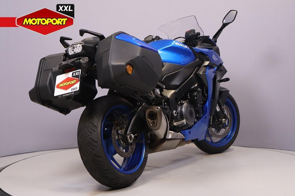 Suzuki GSX GSX-S 1000 GT, Bedrijf, Sport