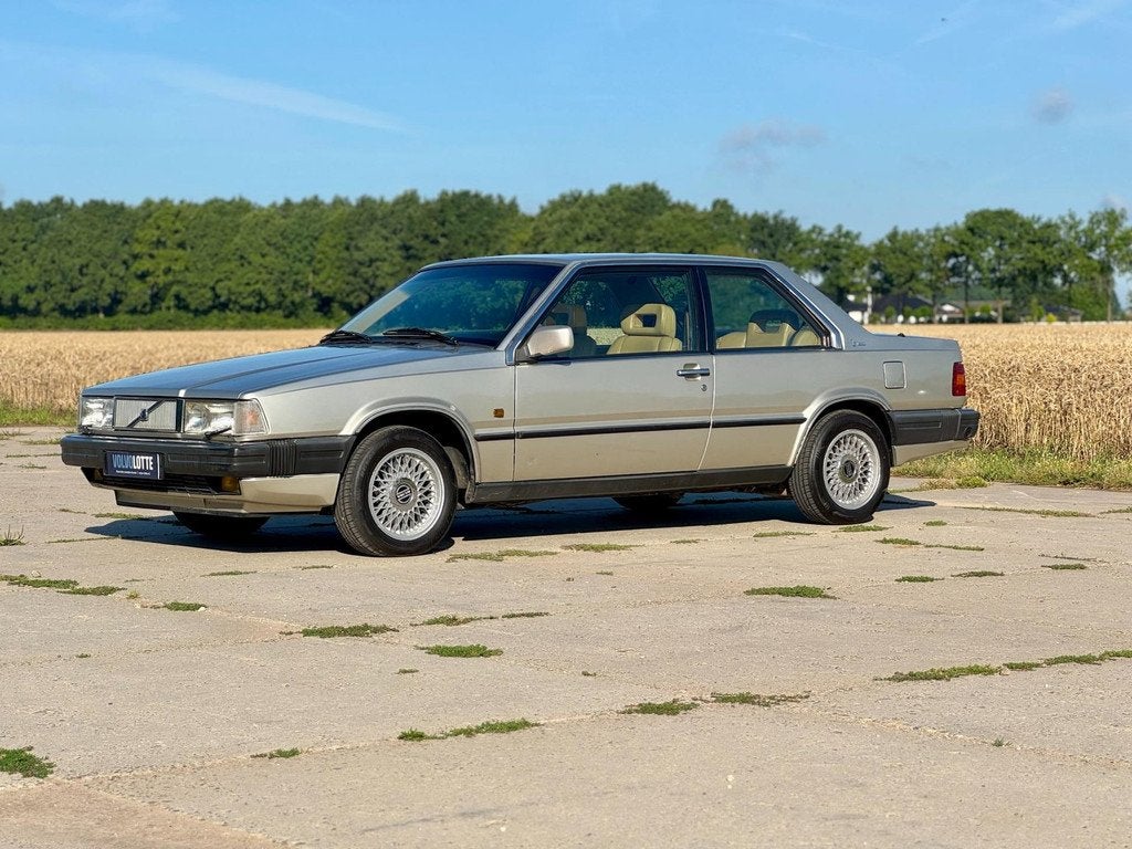 Volvo 780 Bertone full option met o.a. airco chique kleurste, Auto's, Automaat, Achterwielaandrijving, Gebruikt, Overige modellen