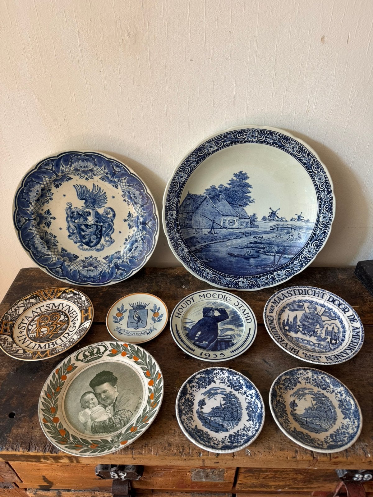 Verzameling wandborden delft , petrus regout etc, Ophalen of Verzenden