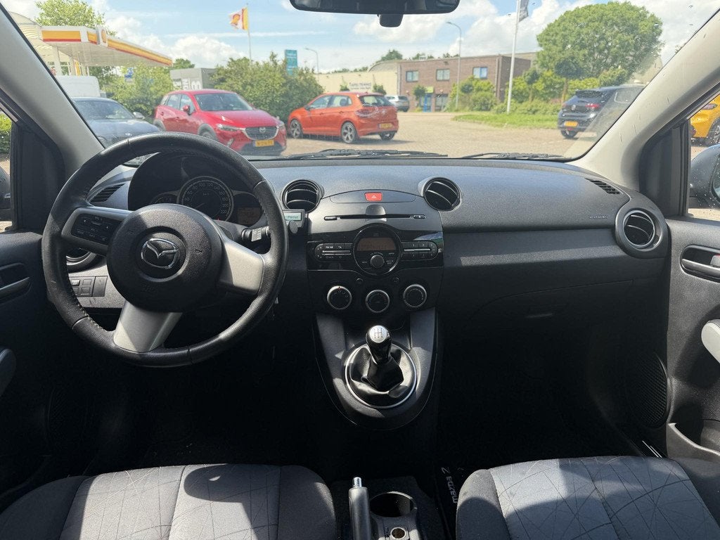 Mazda 2 1.3 GT-L 5DRS| ELEC RAMEN| AIRCO| BEDIENBAAR STUUR|, Voorwielaandrijving, Euro 5, Stof, Gebruikt