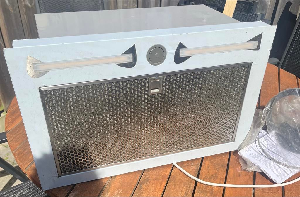 IKEA “Underverk” afzuigkap - Zo goed als nieuw, Minder dan 200 m³ per uur, Onderbouw afzuigkap, Ophalen of Verzenden, Zo goed als nieuw