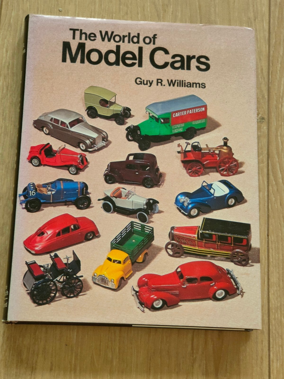 Guy R. Williams - The World of Model Cars, Ophalen of Verzenden, Overige onderwerpen, Geschikt voor kinderen