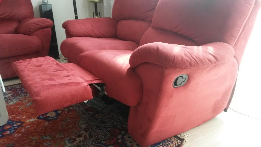 bankstel rood, Huis en Inrichting, Banken | Bankstellen, Ophalen, Zo goed als nieuw, 75 tot 100 cm