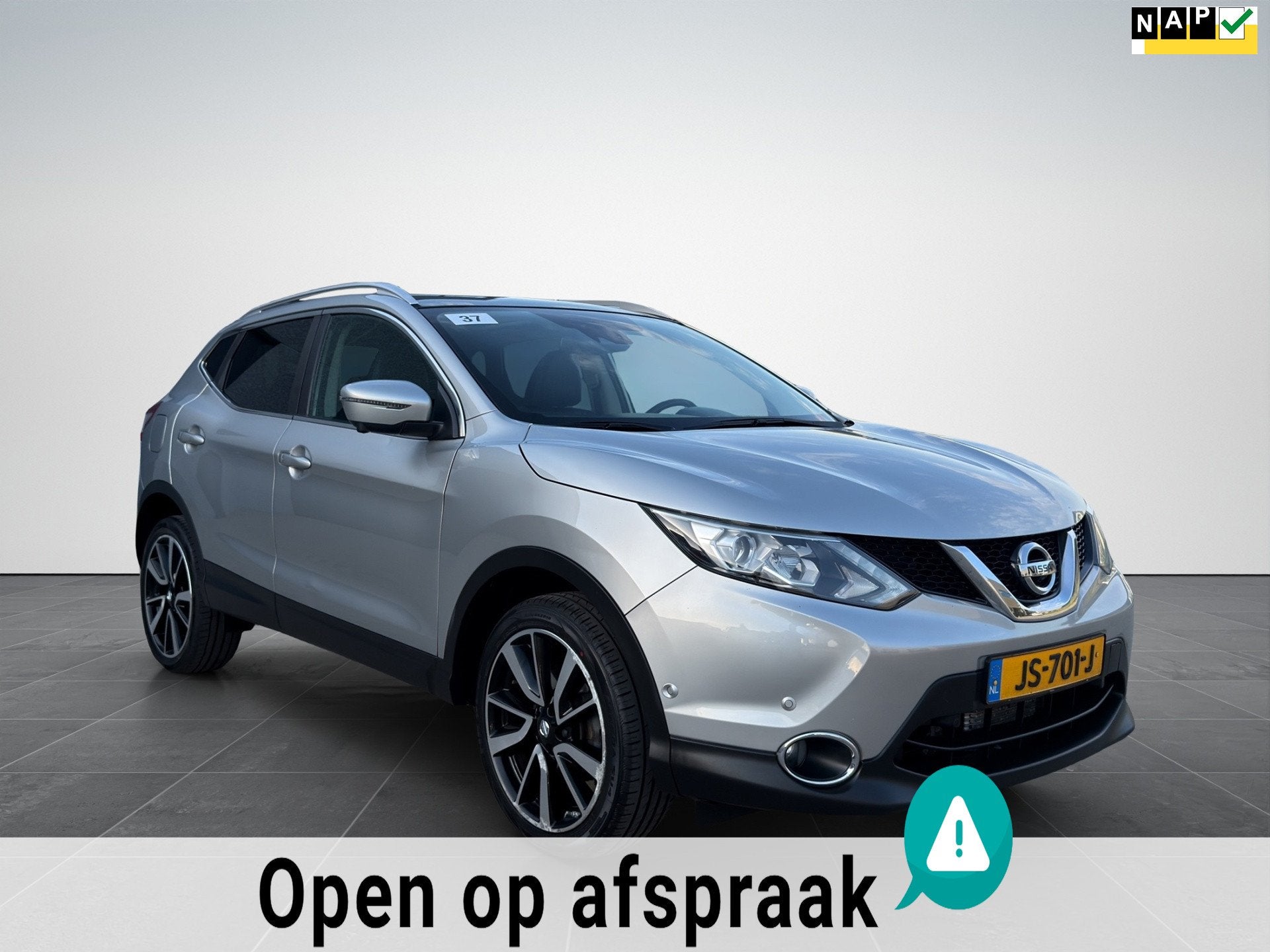 Nissan Qashqai 1.2 Tekna Automaat|Pano|Leder|Cruise|Lane|NAP, Auto's, Dealer onderhouden, Gebruikt, 4 cilinders, 116 pk
