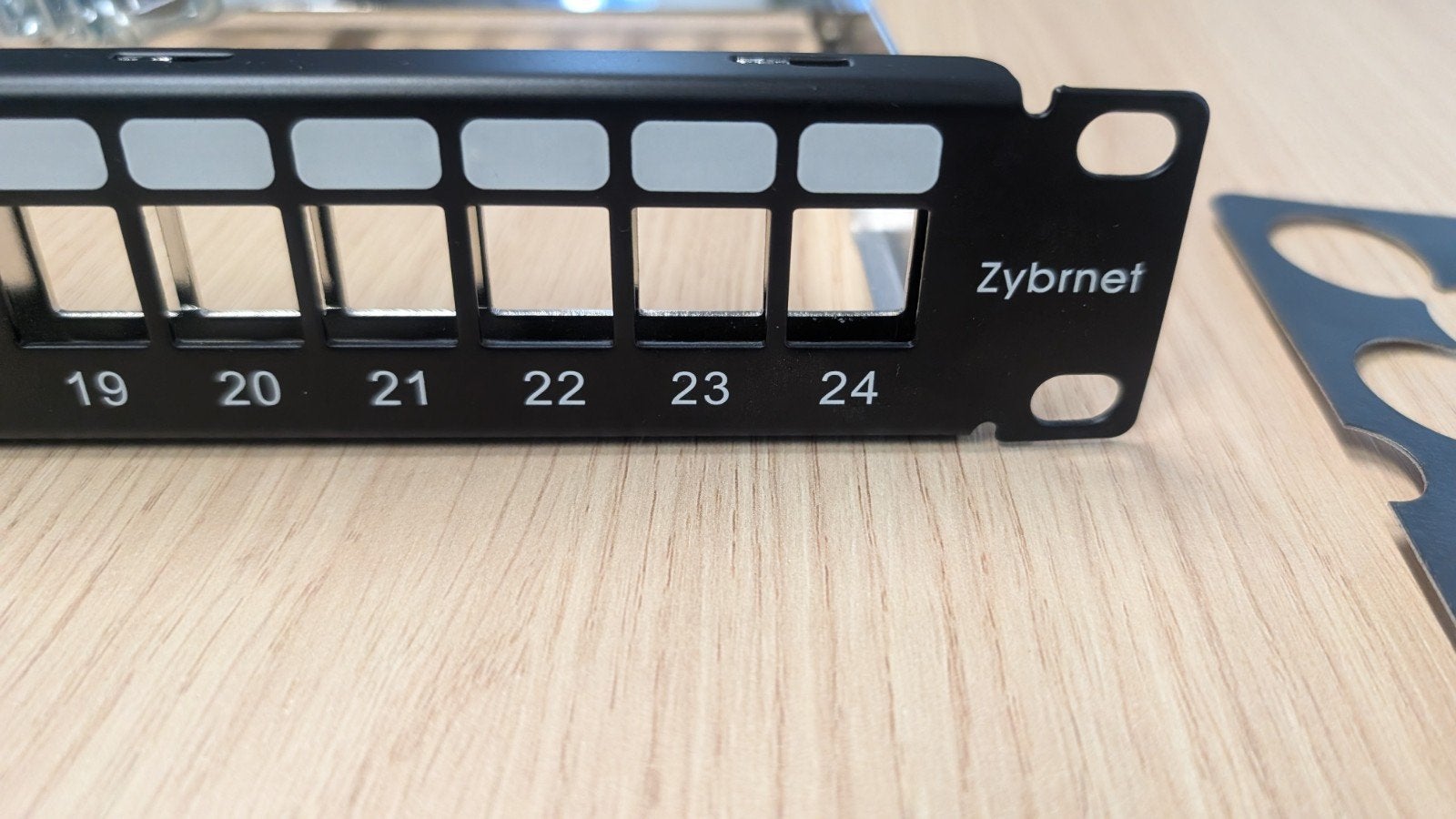 Zybrnet Prestaq 24-poorts patchpaneel, Ophalen of Verzenden