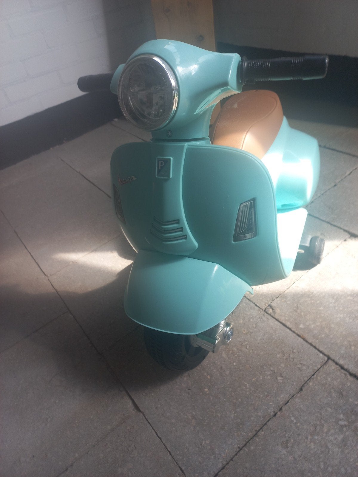 zo goed als nieuw kinder vespa, Kinderen en Baby's, Zo goed als nieuw