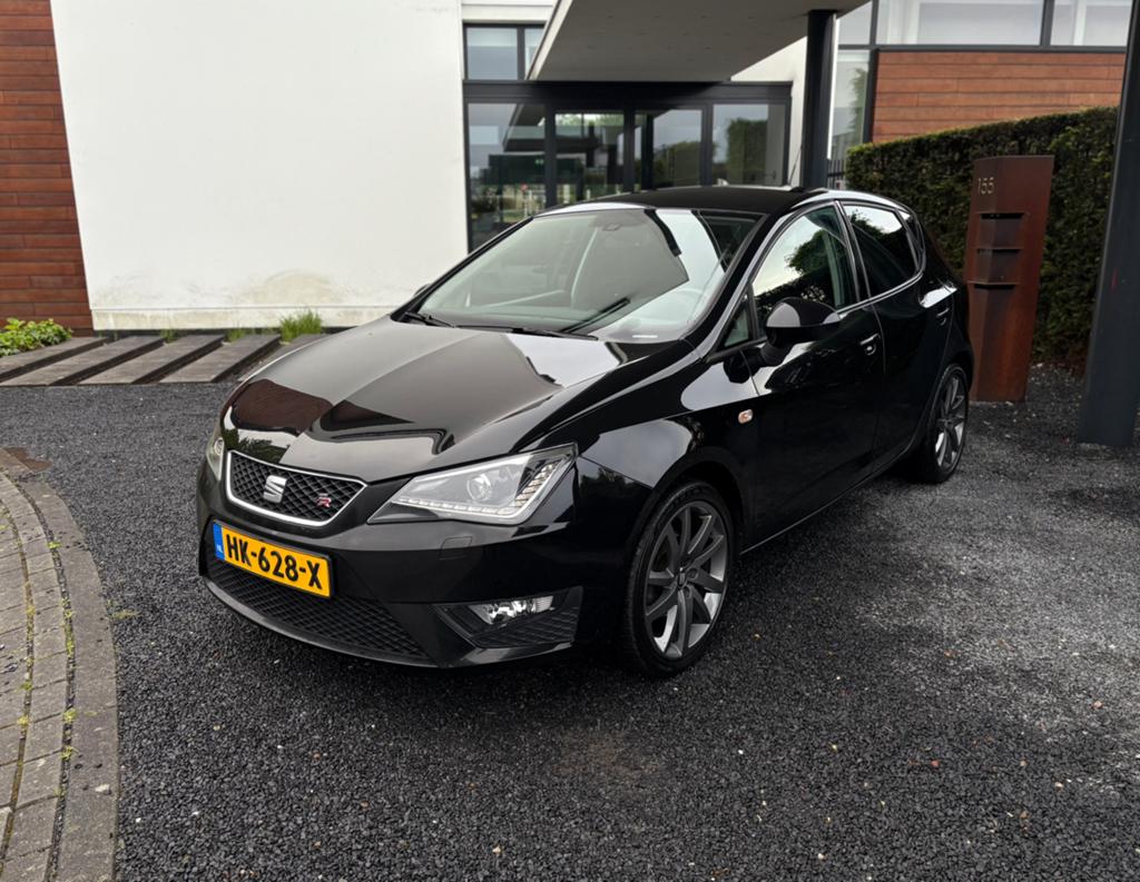 Seat Ibiza 1.2 TSI FR 105PK 5DRS 2015 Camera/LED/Cruise/Trek, Auto's, Seat, Euro 5, Stof, 40 €/maand, Zwart