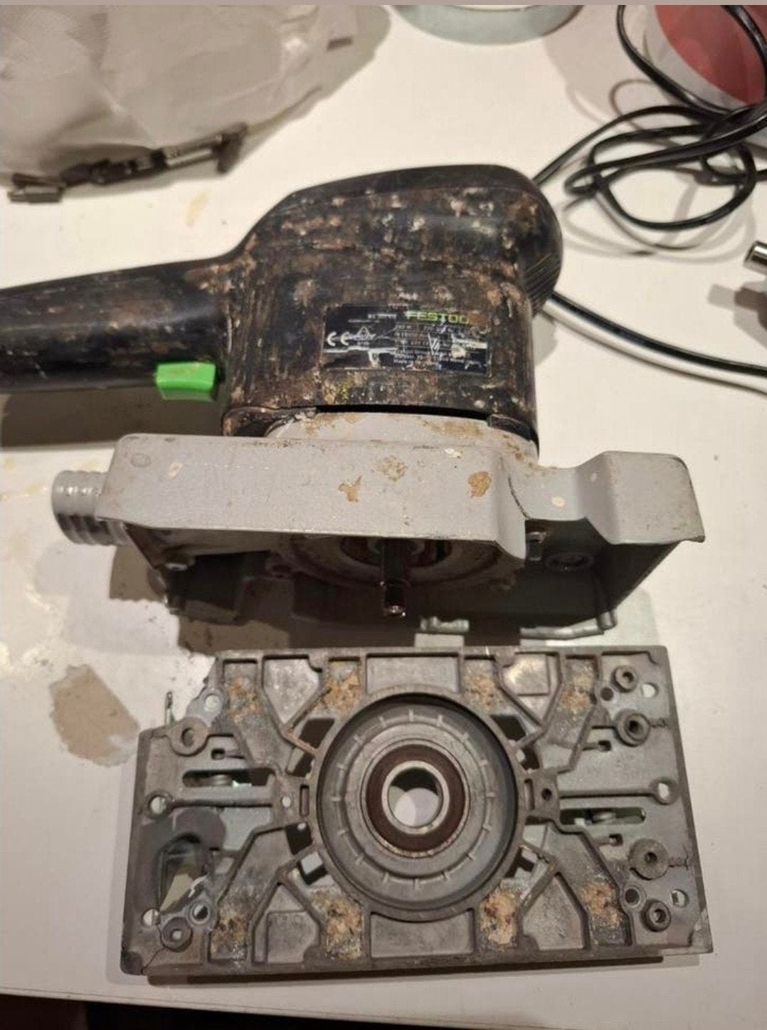 Defecte Festool RS 300 EQ schuurmachine (onderdelen), Doe-het-zelf en Verbouw, Gereedschap | Schuurmachines, Ophalen of Verzenden