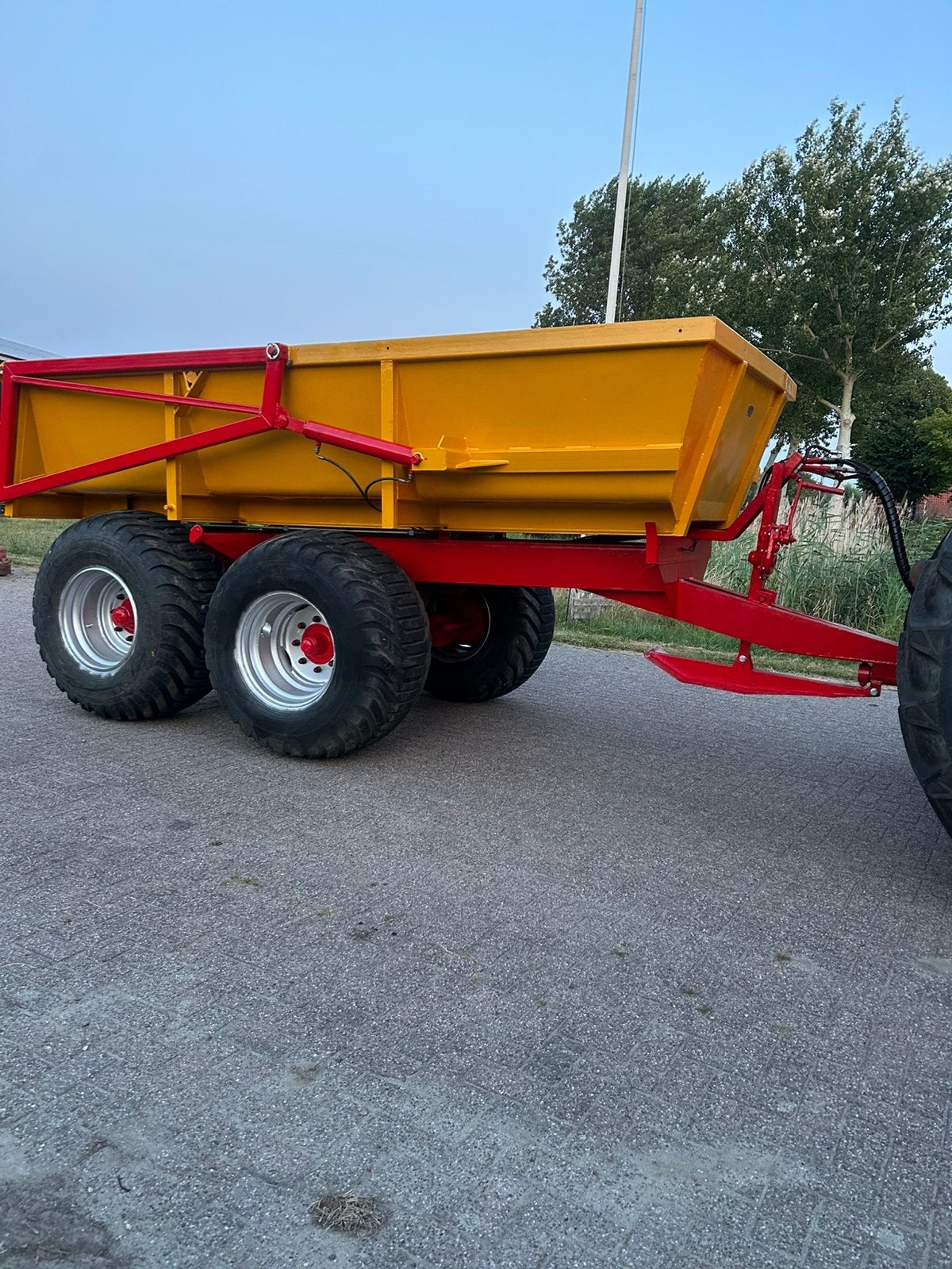 Mullie 14t dumper, Ophalen, Grondbewerking