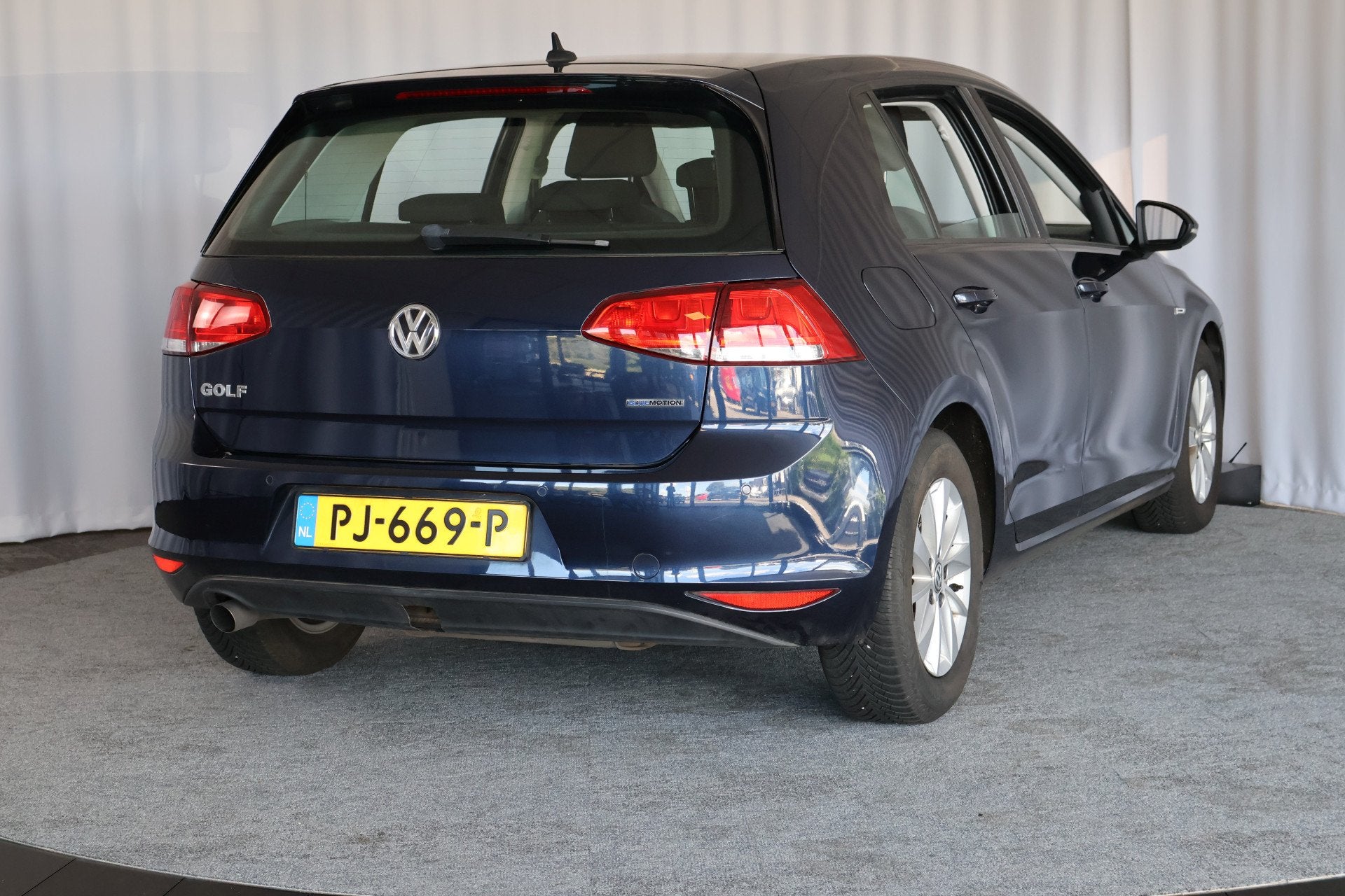 Volkswagen Golf 1.6 TDI Comfortline BlueMotion (bj 2014), Auto's, Voorwielaandrijving, Euro 5, Gebruikt, 4 cilinders