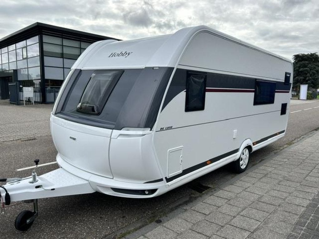Hobby De Luxe 540 KMFE, Dwars-stapelbed, Reservewiel, Hobby, Bedrijf
