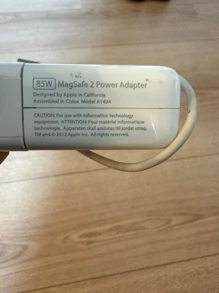 85W magsafe 2 power adapter - defect, Ophalen of Verzenden, Zo goed als nieuw, 50 tot 200 watt