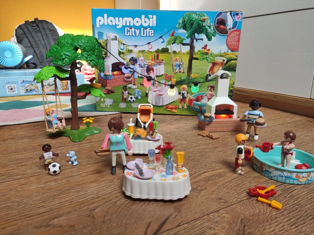 Playmobil 9272 tuinfeest, Kinderen en Baby's, Speelgoed | Playmobil, Ophalen of Verzenden, Zo goed als nieuw
