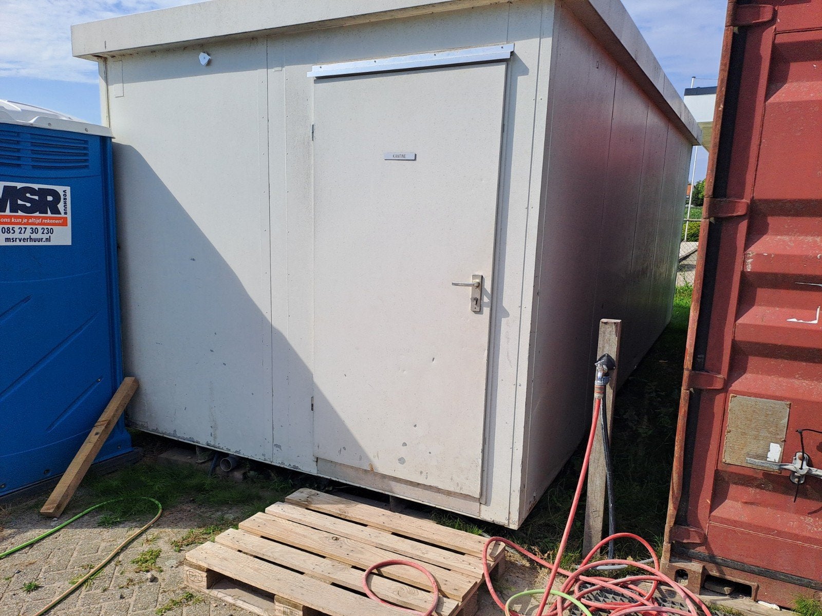 Mobiele Kantoorunit / Werkplek met Rolluik en keuken, Ophalen