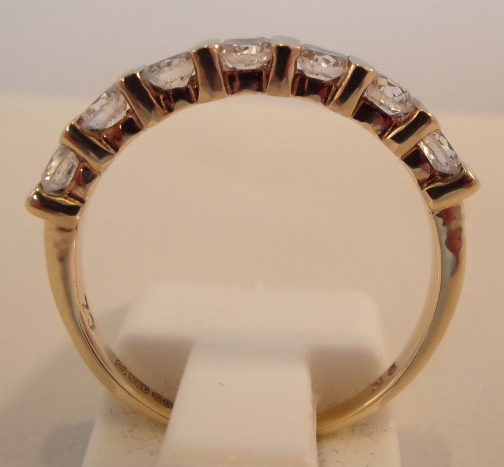 Mooie gouden ring met Zirkonia, Sieraden, Tassen en Uiterlijk, Ringen, Verzenden, Met edelsteen, Dame, Goud