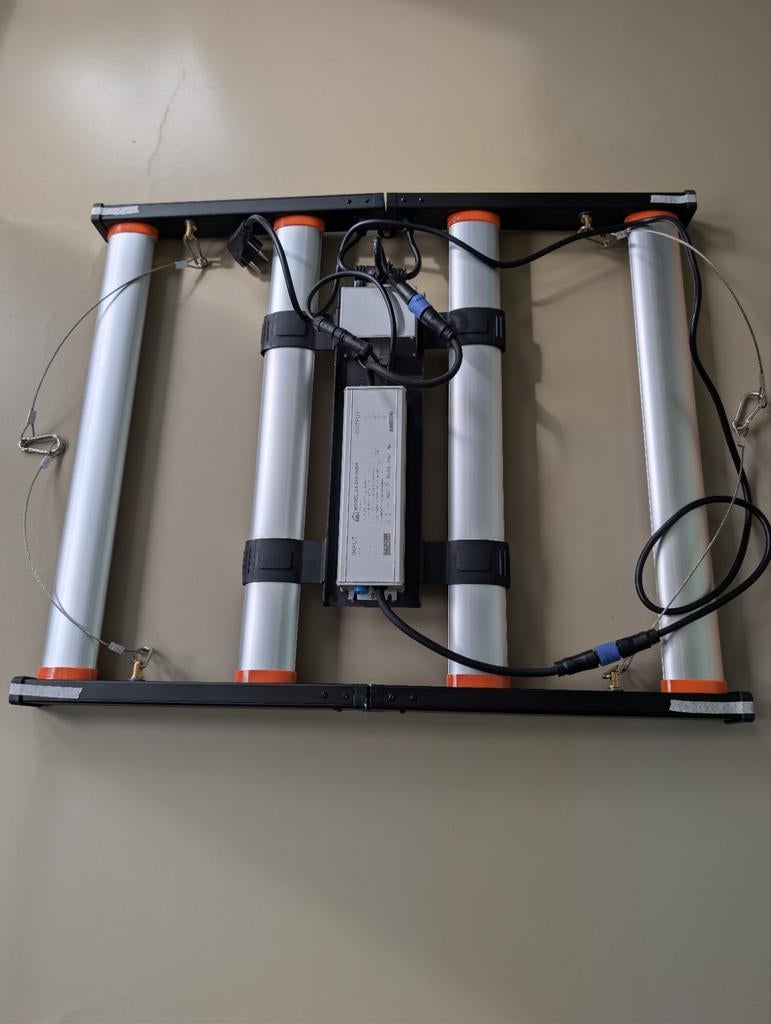 420 Spider 240W Kweek LED Lamp - Nieuw en Ongebruikt, Ophalen